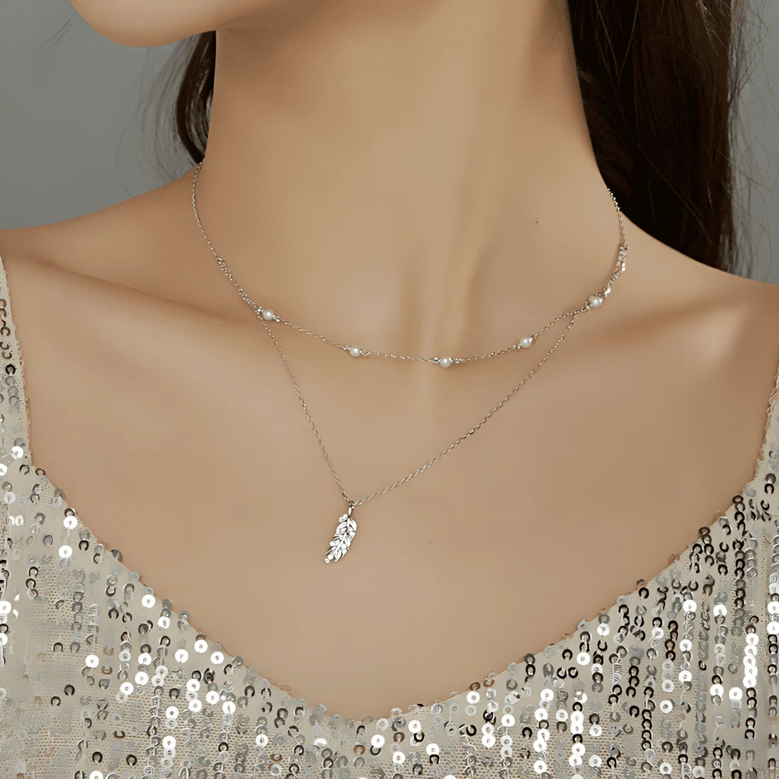 Collar de Pluma <myexti><span>Plata de Ley 925, chapada en oro blanco, con doble cadena, cuentas, y circonitas</span></myexti> - Imagen 2